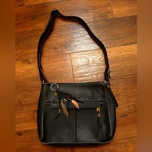 The Sak crossbody purse, 9”x10”x2” , black mint condition, leather
